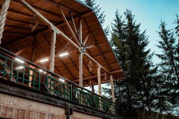 Фотографии Лоджи Cabana La Panţiru г. Văleni-Stînişoara (Румыния) №3 Фото Лоджи Cabana La Panţiru г. Văleni-Stînişoara 3