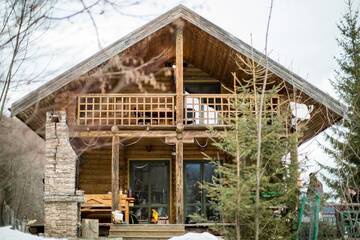 Фото номера Дом с 4 спальнями Лоджи Cabana La Panţiru г. Văleni-Stînişoara 2